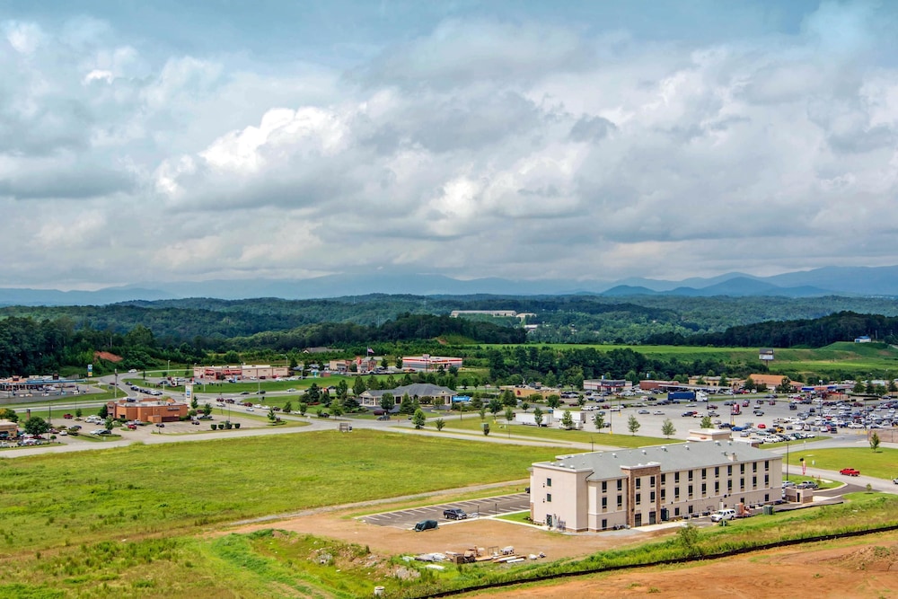 comfort inn and suites