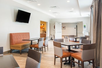 comfort inn and suites