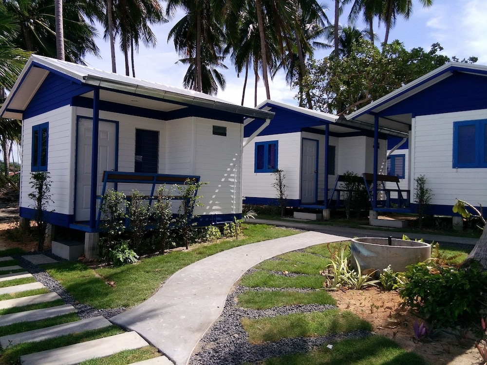 i talay beach bar and cottage taling ngam