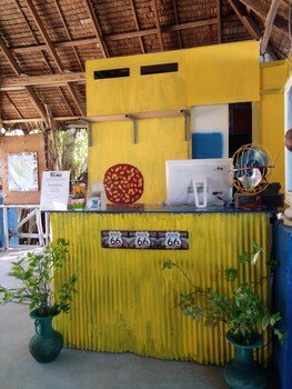 i talay beach bar and cottage taling ngam
