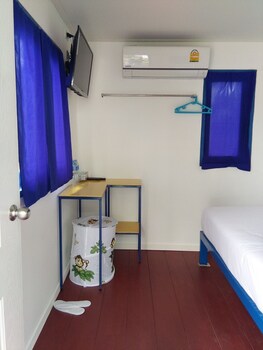i talay beach bar and cottage taling ngam