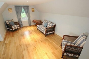 bcc lochness cottages