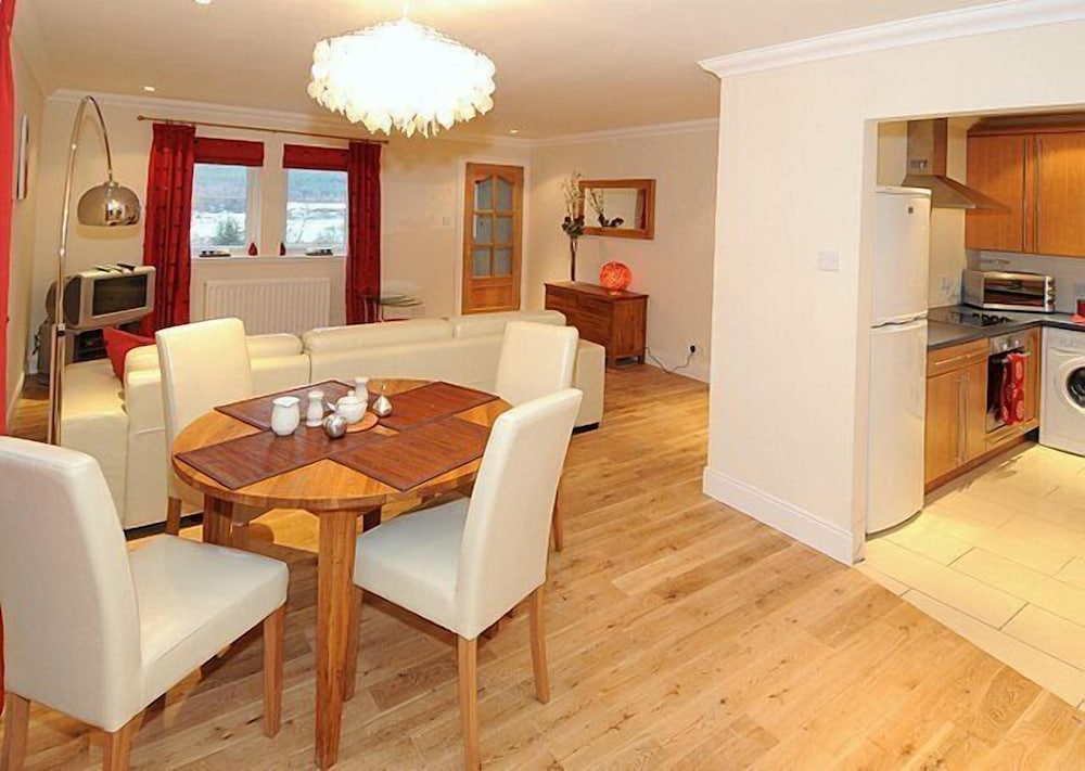 bcc lochness cottages