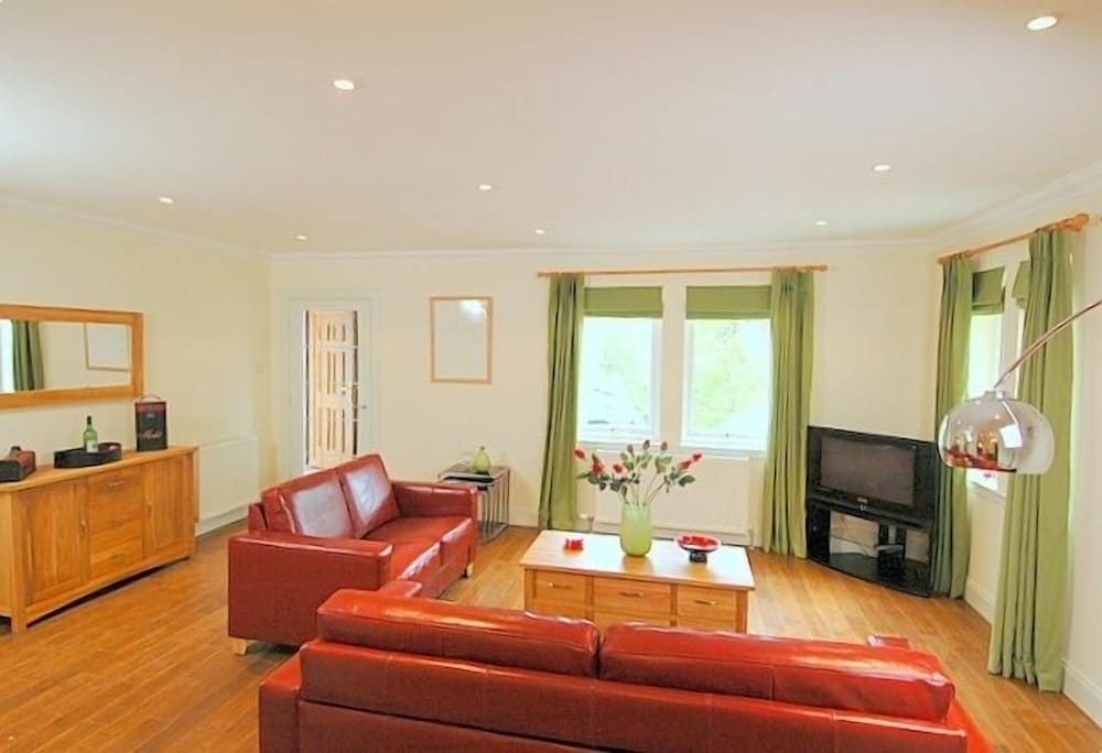 bcc lochness cottages