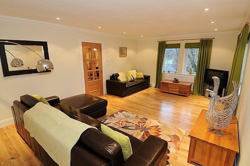 bcc lochness cottages