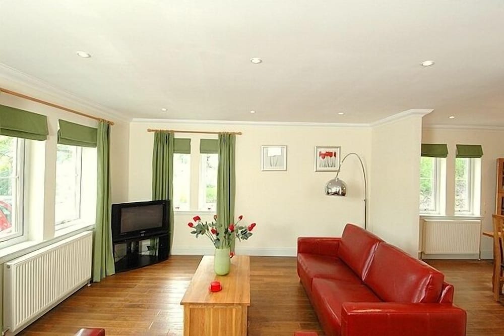 bcc lochness cottages