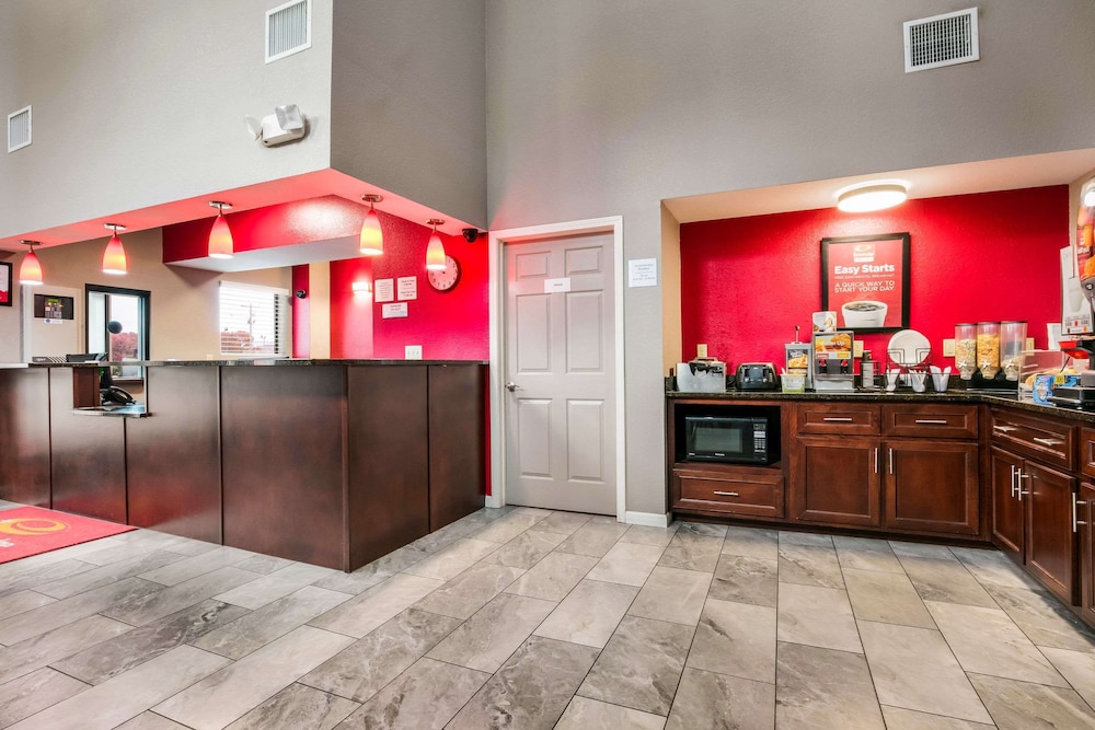 econo lodge forrest city i 40