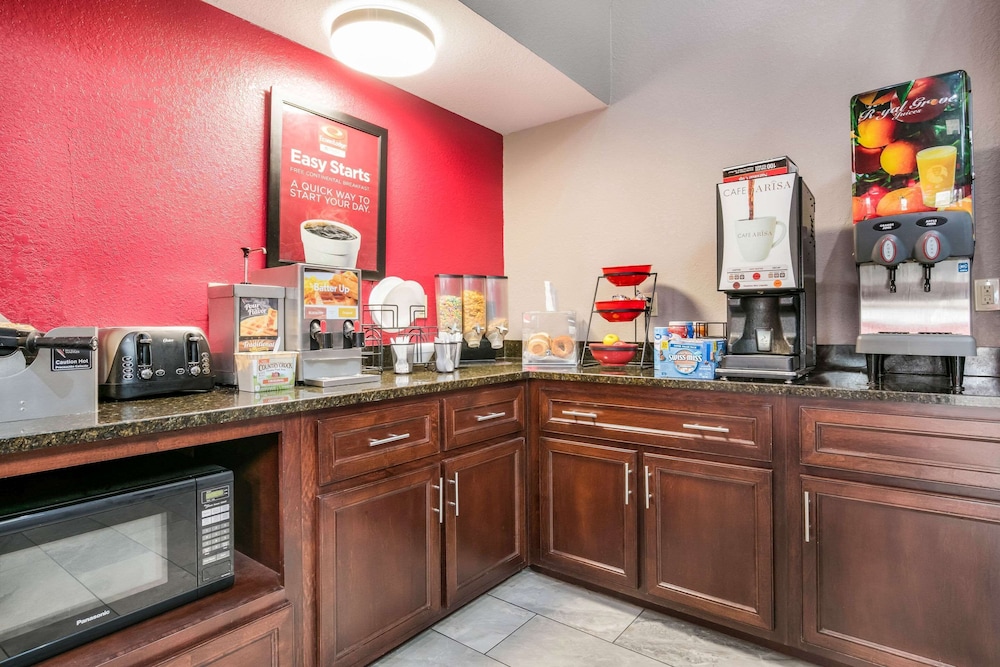 econo lodge forrest city i 40