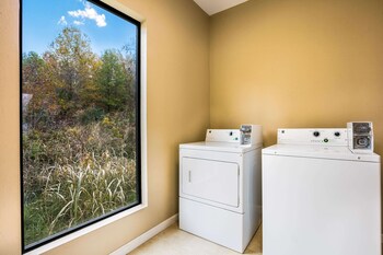 econo lodge forrest city i 40