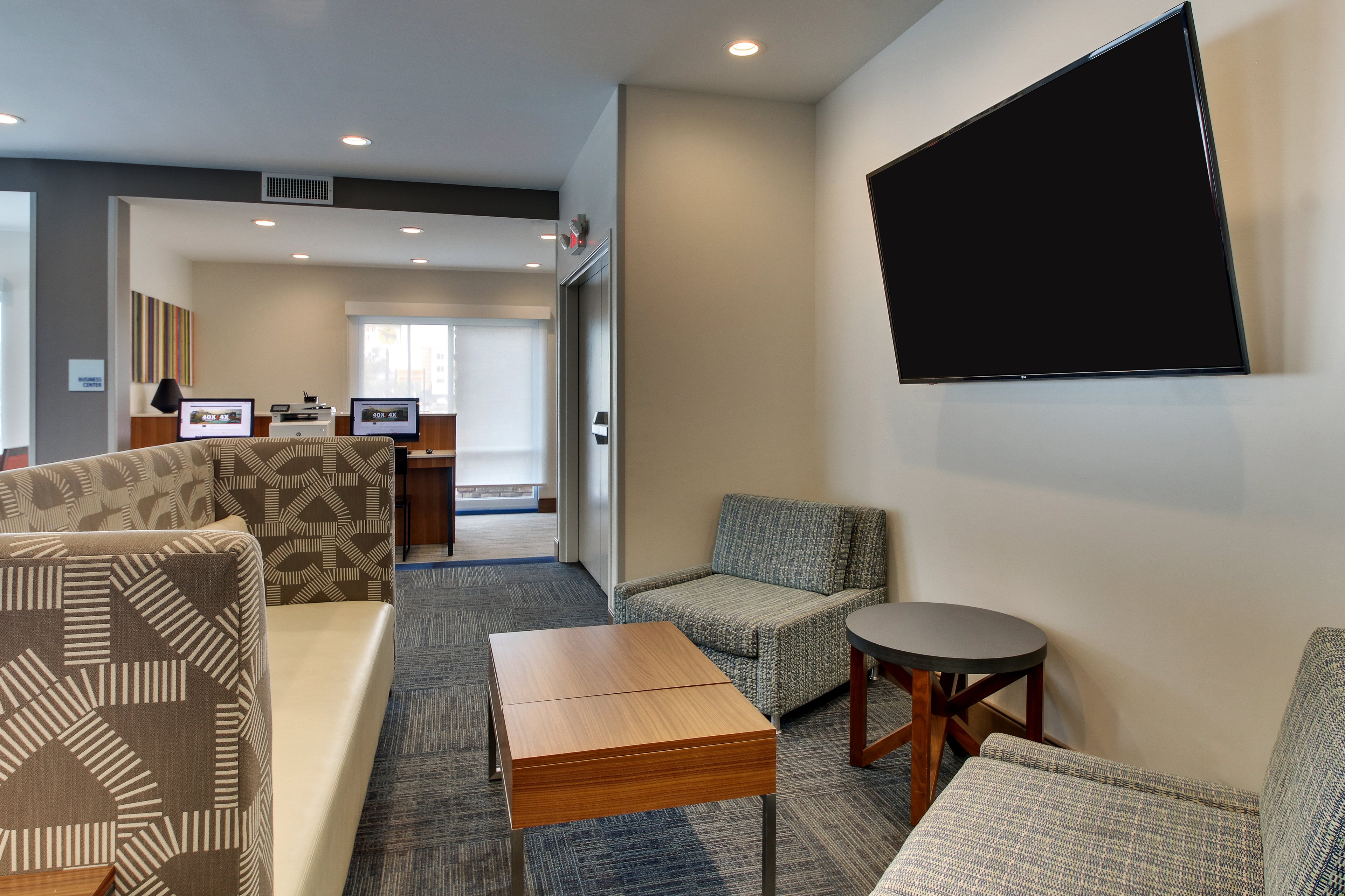 holiday inn express and suites ithaca by ihg
