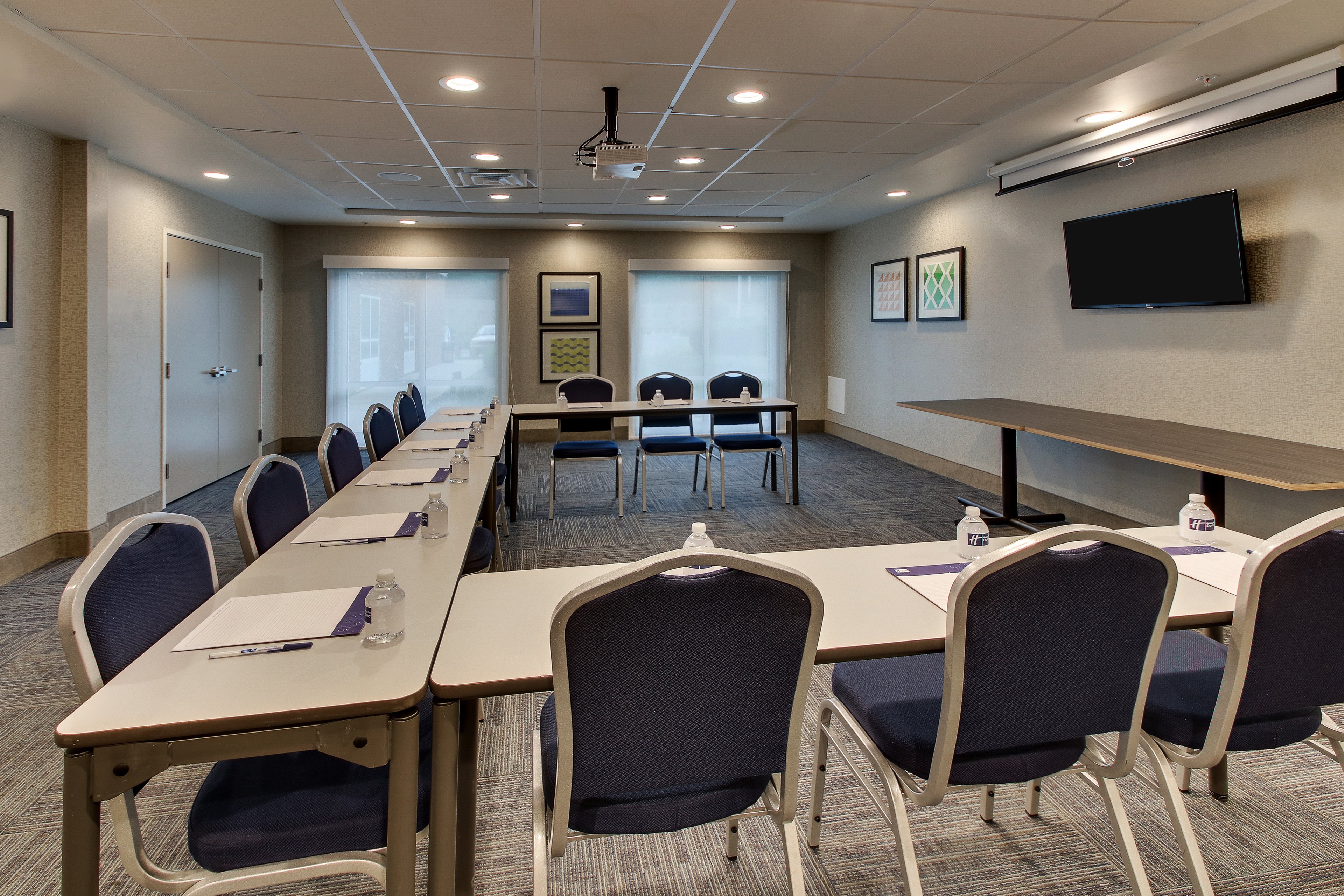 holiday inn express and suites ithaca by ihg