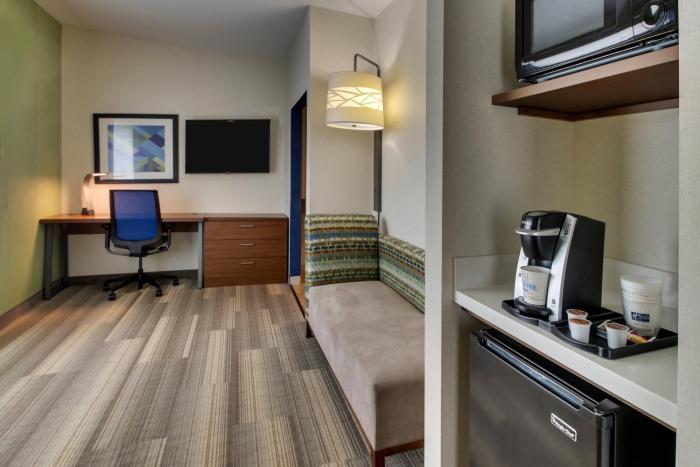 holiday inn express and suites ithaca by ihg