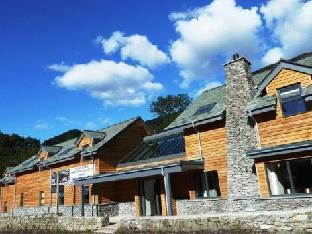 the lodge in the vale