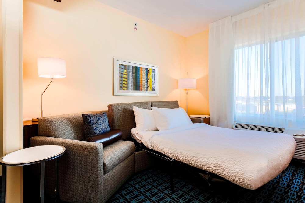 fairfield inn and suites pecos