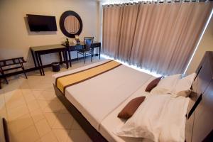 hotel tavern surigao