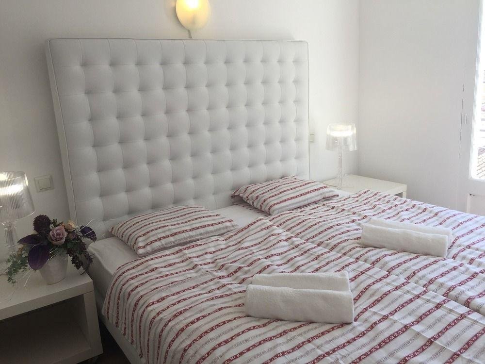 bhc boutique hostal cala millor