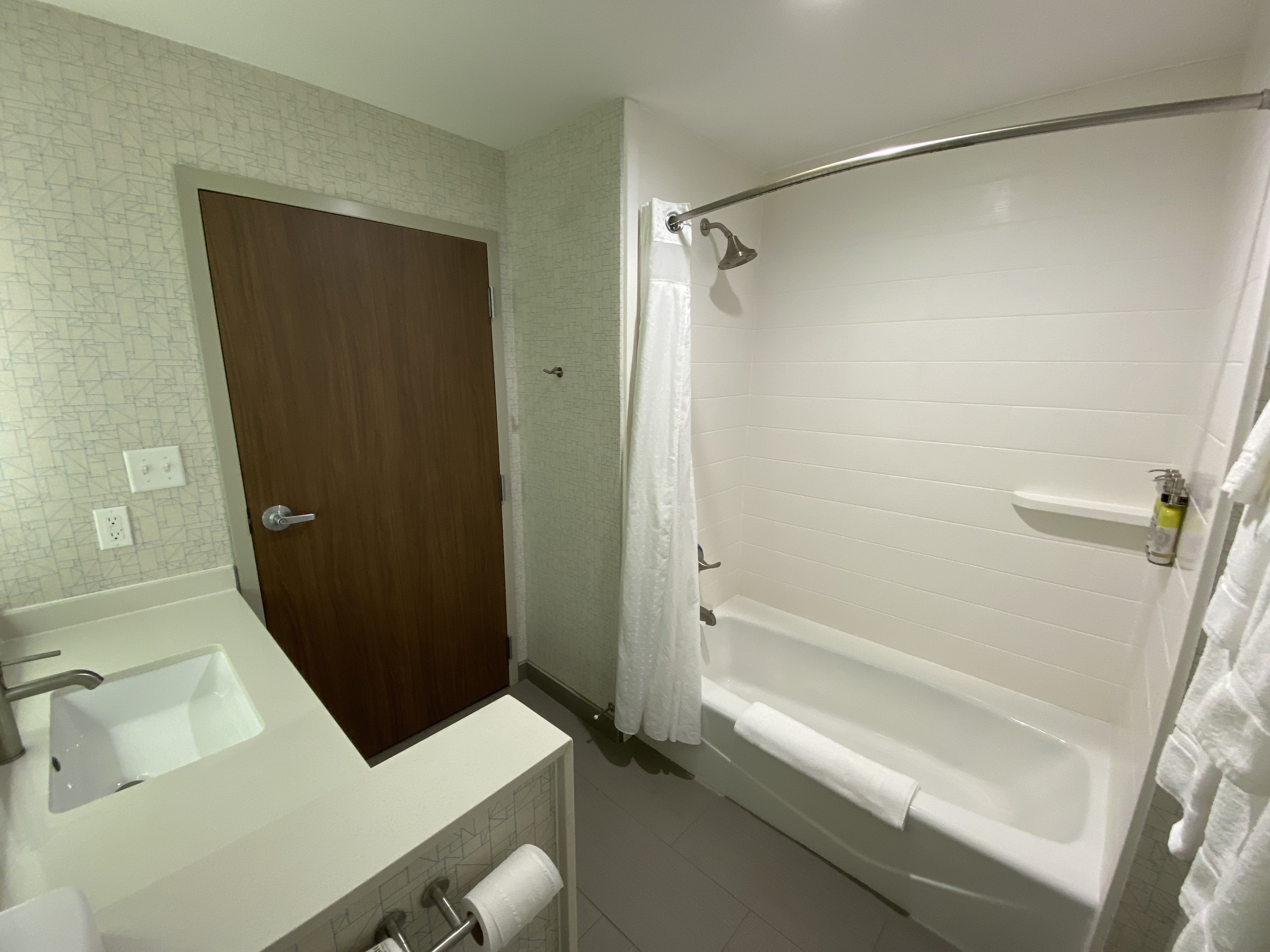 holiday inn express pineville alexandria area by ihg