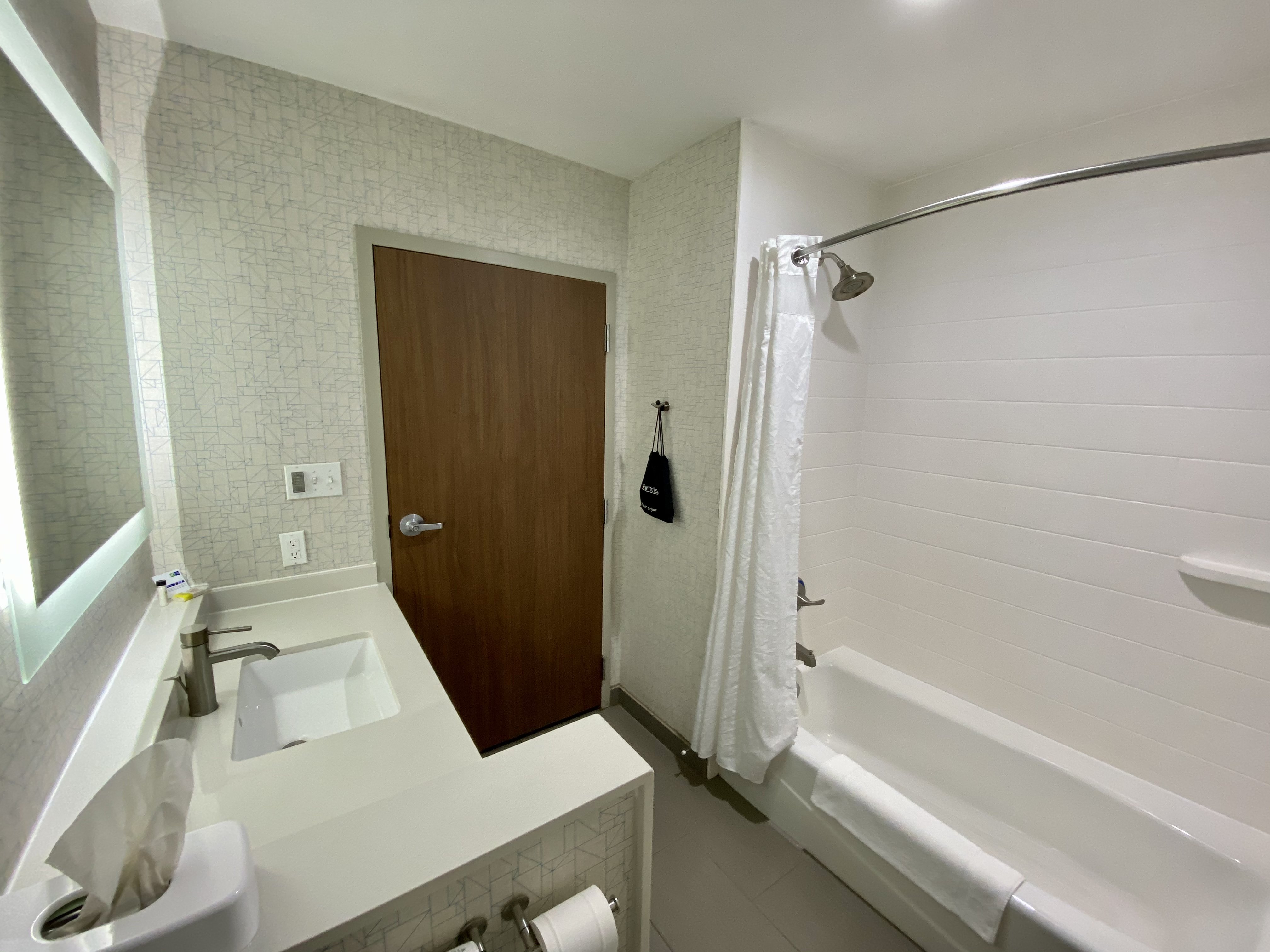 holiday inn express pineville alexandria area by ihg