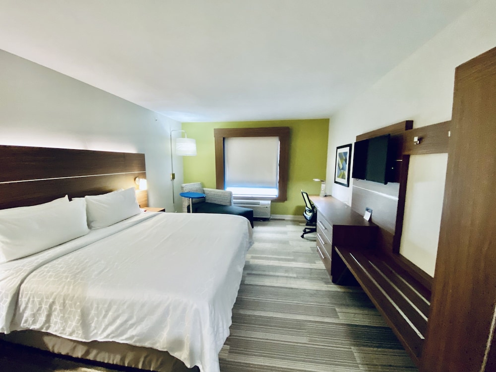 holiday inn express pineville alexandria area by ihg