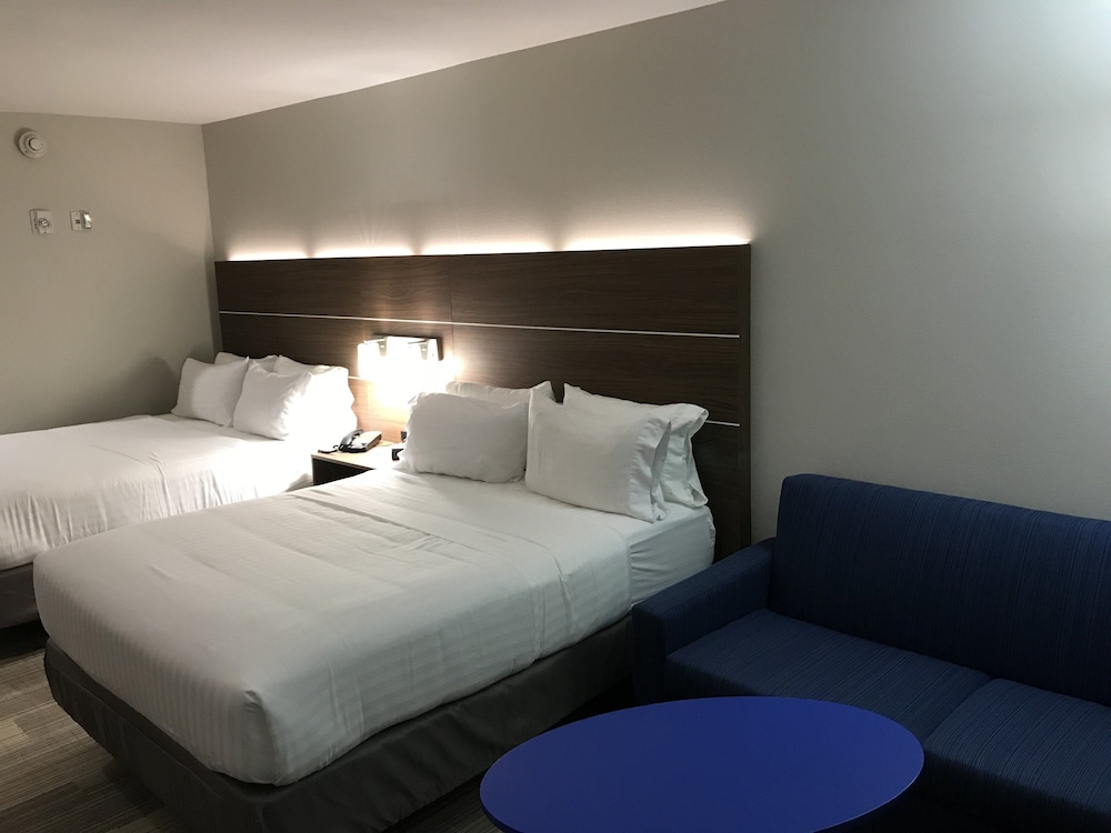 holiday inn express pineville alexandria area by ihg