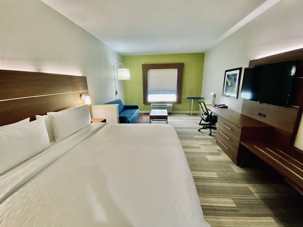 holiday inn express pineville alexandria area by ihg