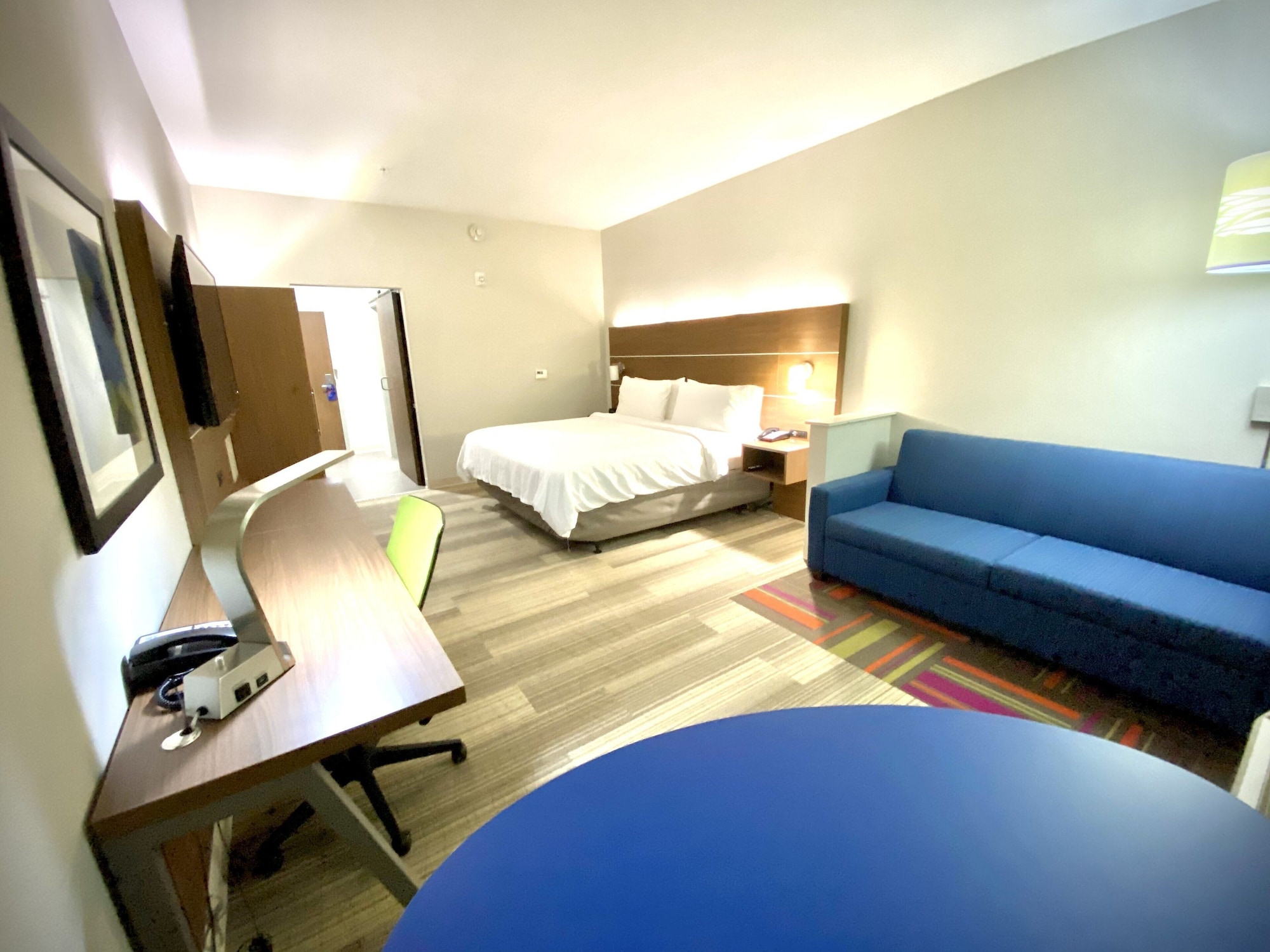holiday inn express pineville alexandria area by ihg