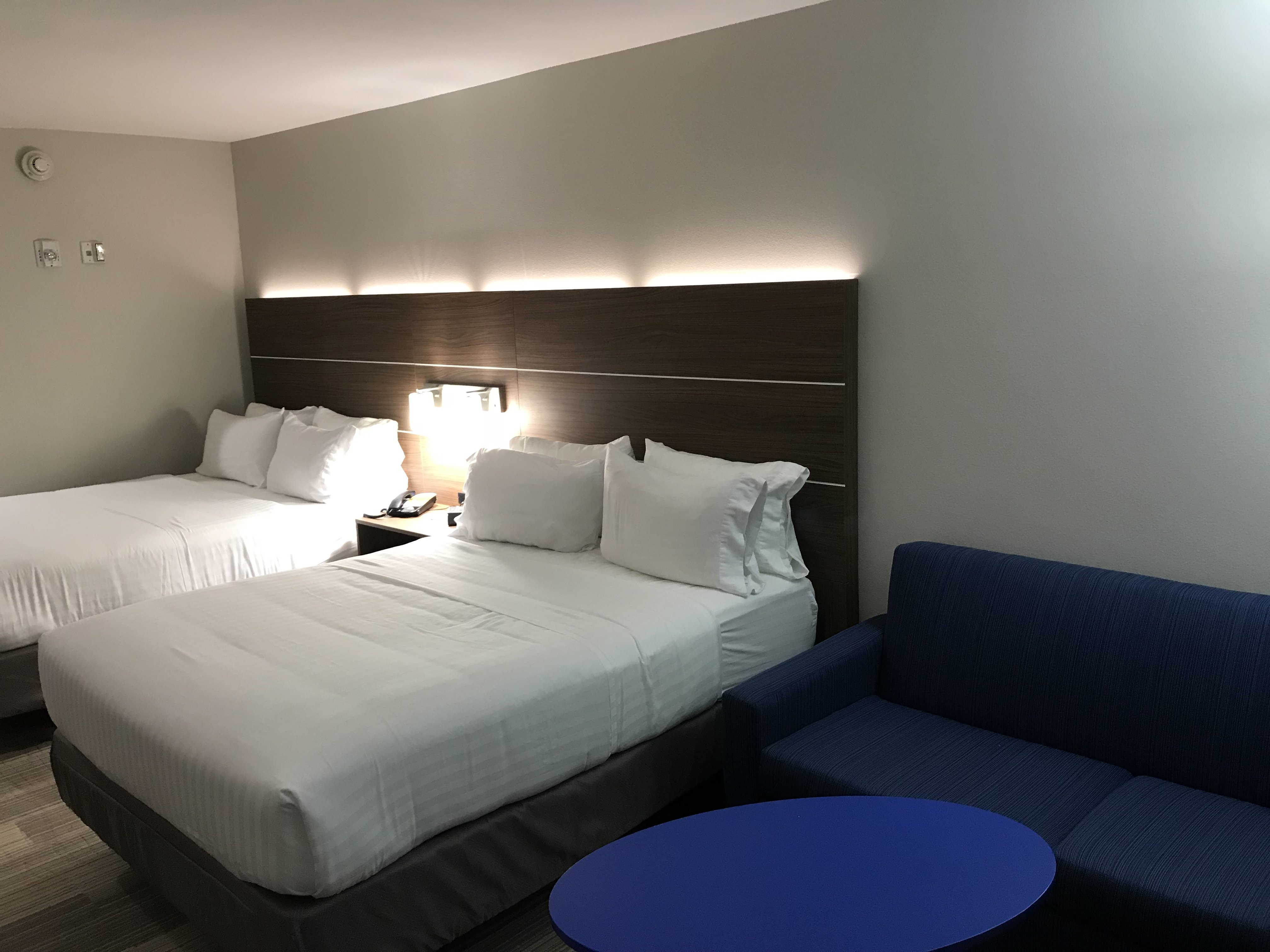 holiday inn express pineville alexandria area by ihg