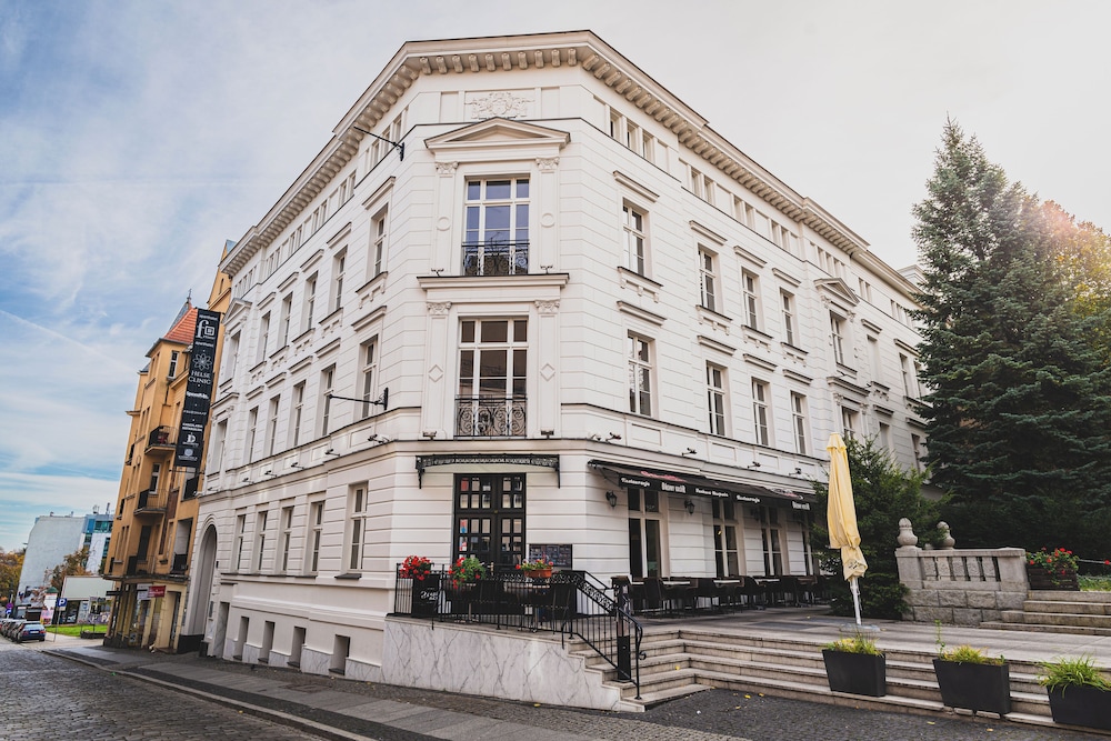 fortune old town boutique hotel