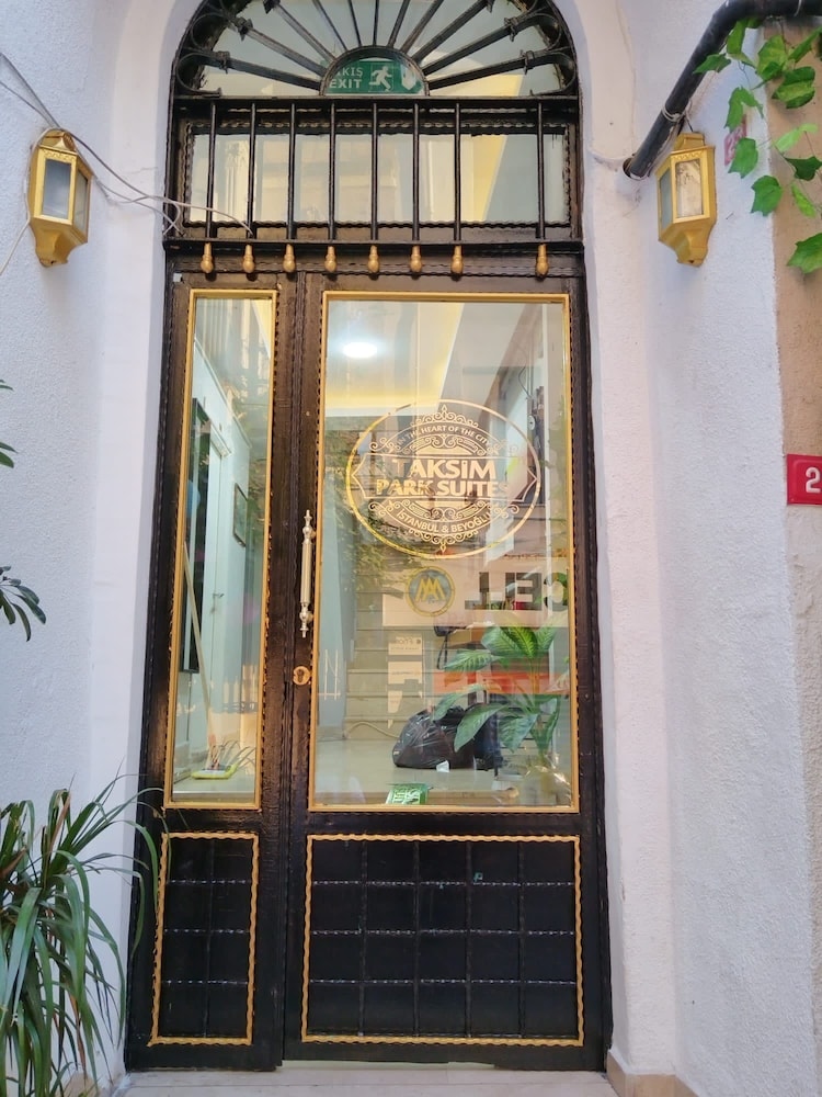 taksim park suites