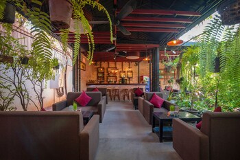 Ladear Privilege Rooms,Wat Bo Area>>Siem Reap,4 star