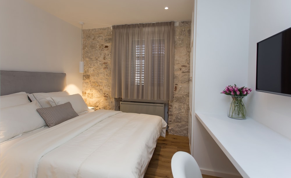 bifora heritage hotel