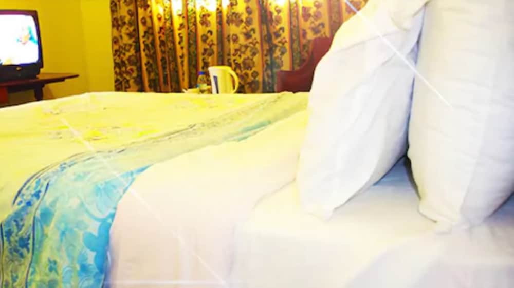 regency hotel chevron