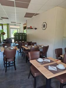 Hotel Le Grand Chene,Loir-Et-Cher>>Gievres,2 star
