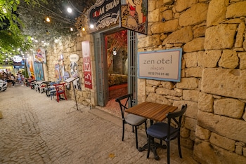 zen alacati hotel