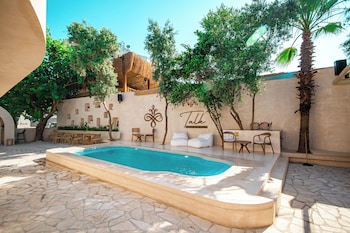 de manor hotel