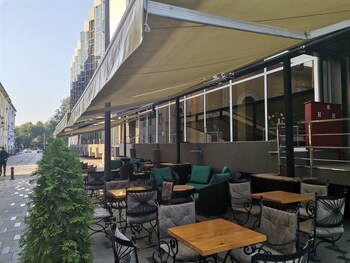 Hotel Vojvodina,Zrenjanin>>Novi Sad,4 star
