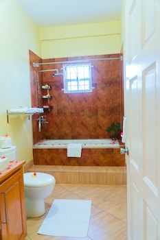Valley Breeze Guest House,Grenada>>Crochu,3 star