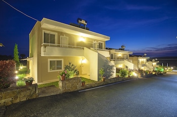 sunny hill hotel