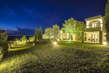 sunny hill hotel
