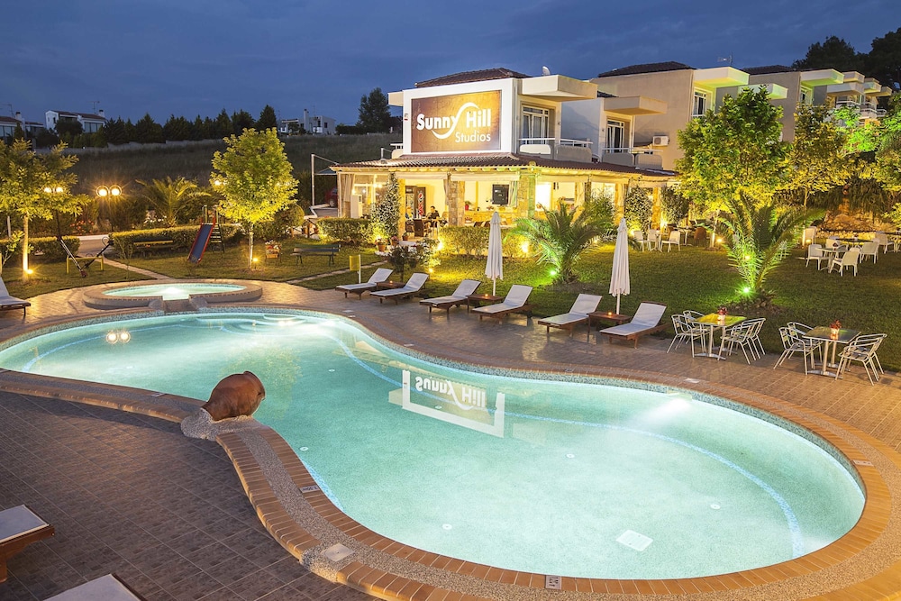 sunny hill hotel