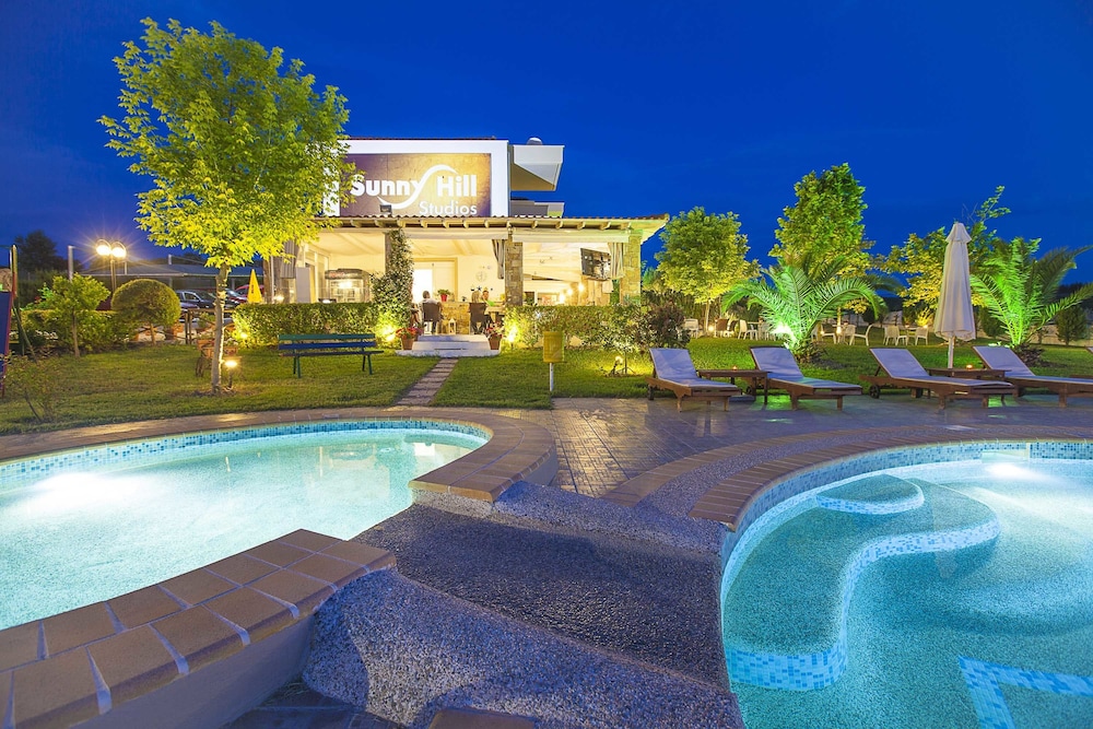 sunny hill hotel