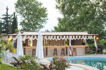 sunny hill hotel