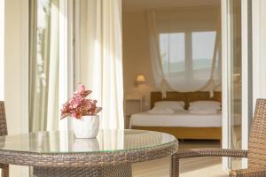 sunny hill hotel