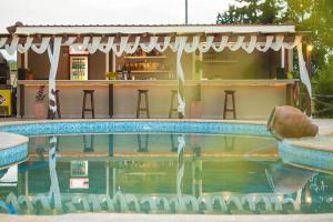 sunny hill hotel