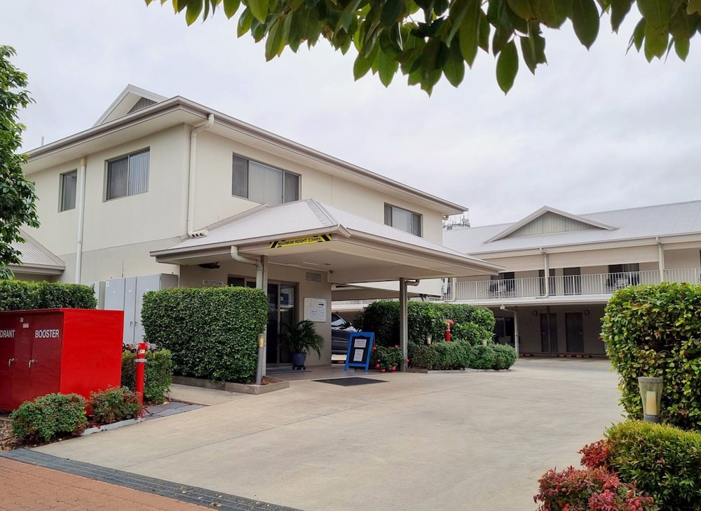 chinchilla downtown motor inn