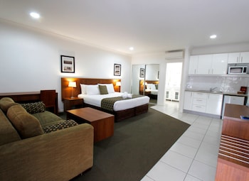 chinchilla downtown motor inn