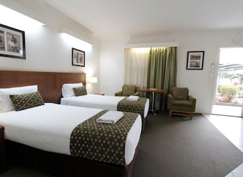 chinchilla downtown motor inn