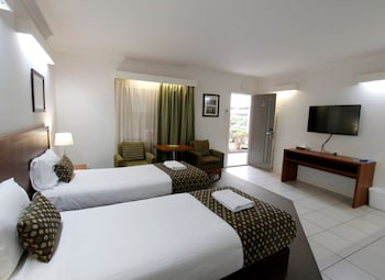 chinchilla downtown motor inn