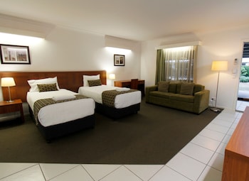 chinchilla downtown motor inn