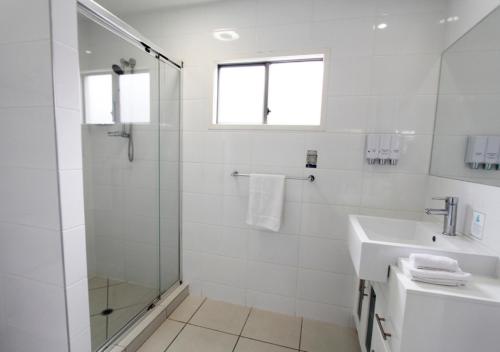 chinchilla downtown motor inn